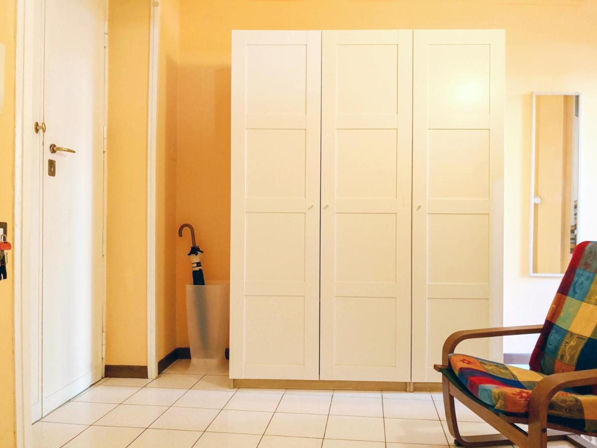 La Casa Colorata Ten Minutes To Colosseum Apartment Rome