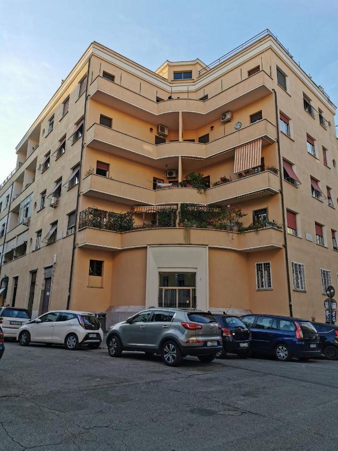 Appartement La Casa Colorata Ten Minutes To Colosseum Rome